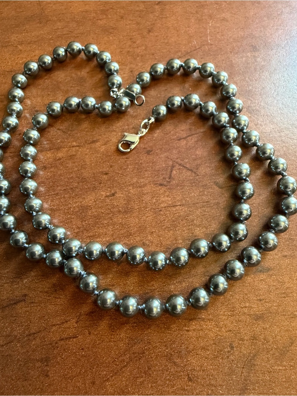 Pearl Necklace - Sleek Gray Strand